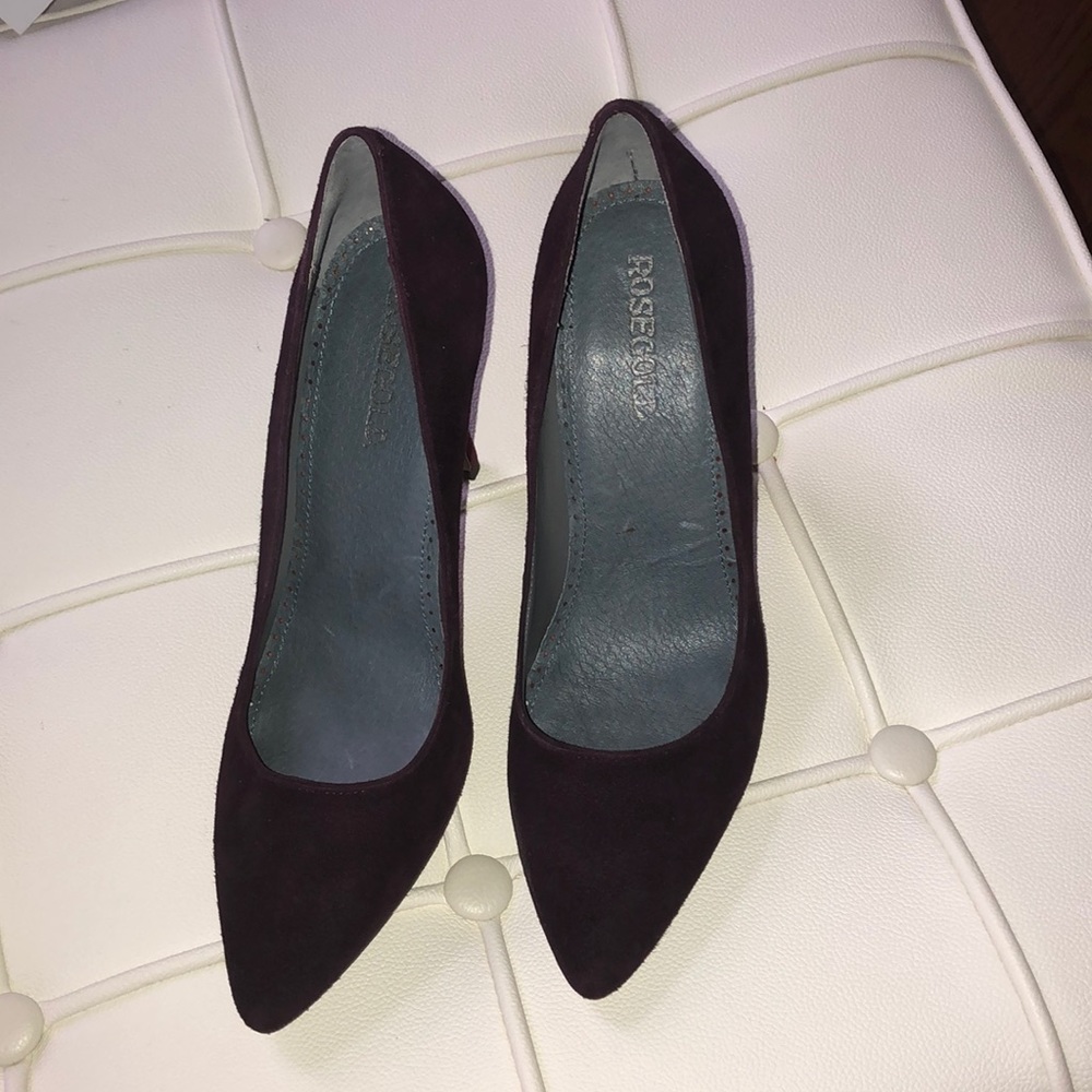 Rosegold Suede Shoes SZ 81/2. Fab! NWOT